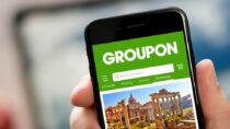 Groupon посоветовал улучшить отношение к клиентам