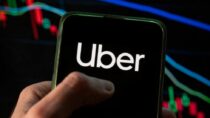 Uber теряет 5,9 млрд долларов из-за падения стоимости инвестиций в Азии