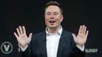 Илон Маск: Tesla поставила рекордное количество автомобилей после снижения цен