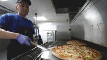 Domino’s Pizza объявила о закрытии российского бизнеса