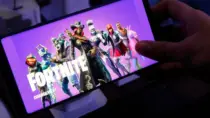 Samsung обвиняют в препятствовании загрузке Fortnite