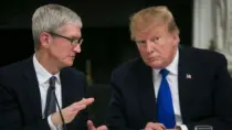 Трамп заявил, что руководитель Apple позвонил ему, чтобы пожаловаться на ЕС